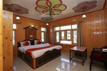 Srīnagar Super Oyo Hotel El Classics מראה חיצוני תמונה